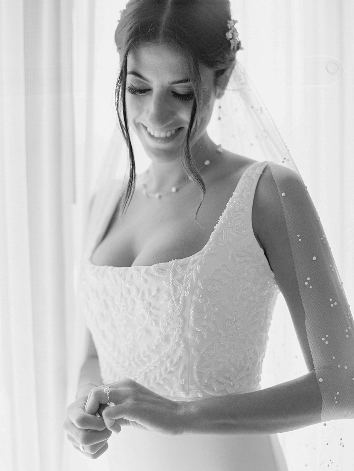 San Diego bride — luxury bridal hair and makeup by Ania Glam Lab (38589RLbra100303-R2-032-2_websize)