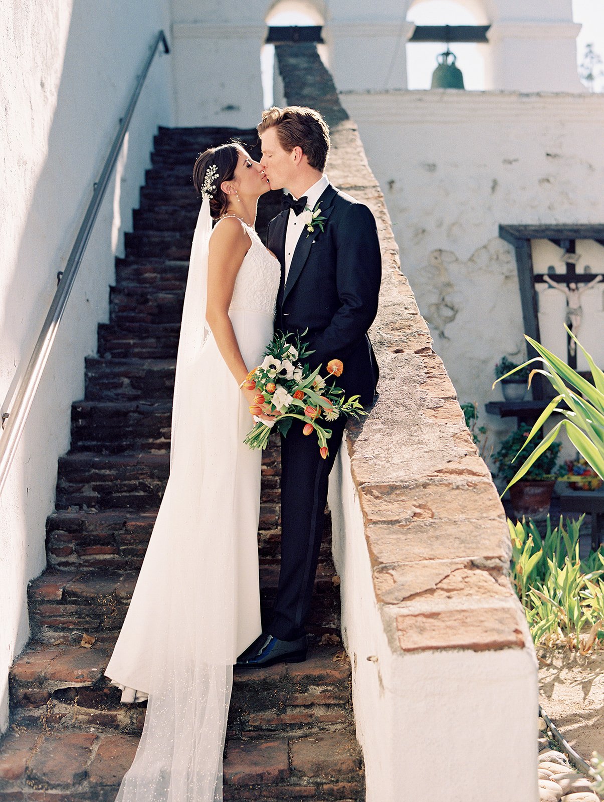 San Diego bride — luxury bridal hair and makeup by Ania Glam Lab (38589RLbra100303-R5-076-2_websize)