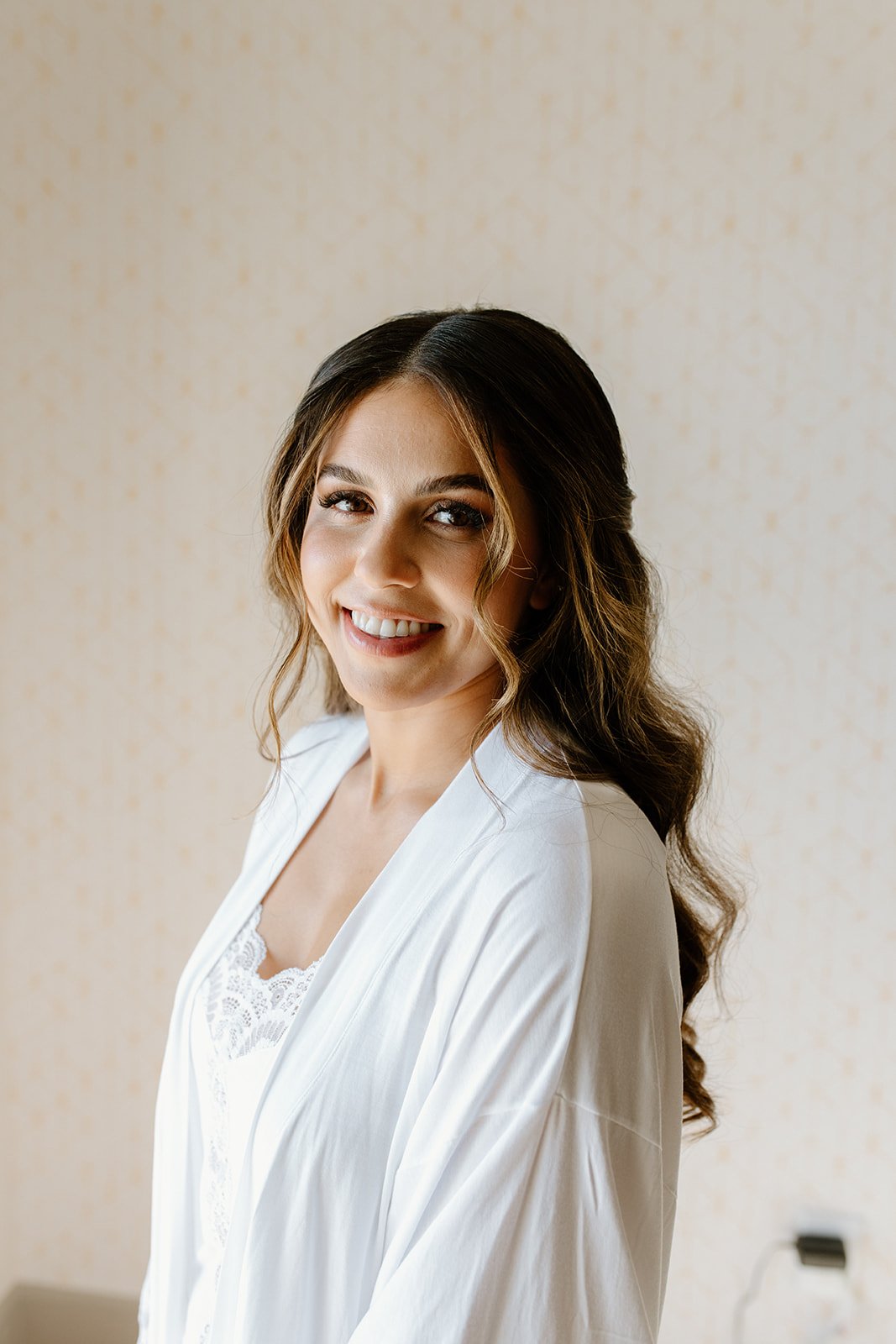 San Diego bride — luxury bridal hair and makeup by Ania Glam Lab (9J7A9859)
